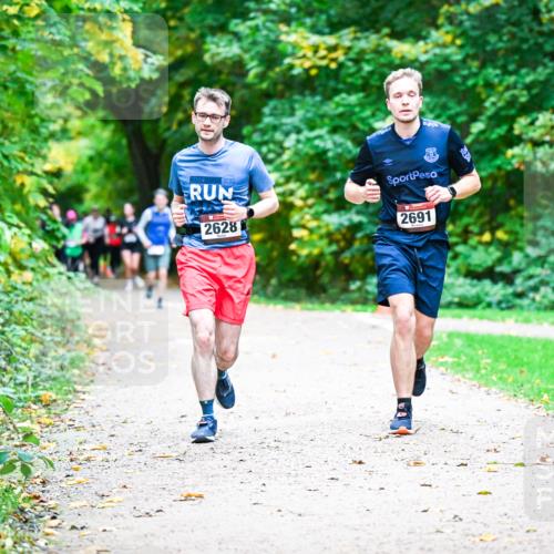 12.10.2025 - Bramfelder Halbmarathon 2025 Dr. Thomas Lammeyer http://msf.ph/oto/9355913 12.10.2025 10:55:14 Laufen 2024, 2628, 2691 meine-sportfotos.de