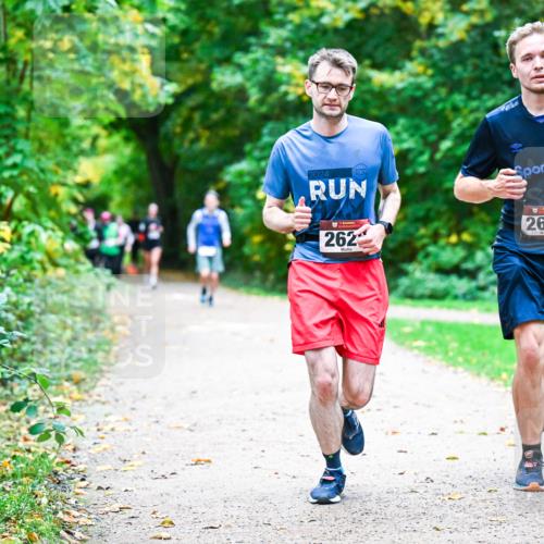 12.10.2025 - Bramfelder Halbmarathon 2025 Dr. Thomas Lammeyer http://msf.ph/oto/9355925 12.10.2025 10:55:16 Laufen 2024, 262, 2691 meine-sportfotos.de