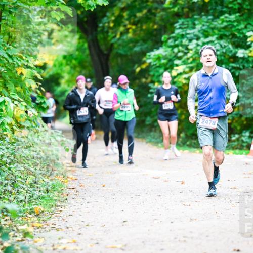 12.10.2025 - Bramfelder Halbmarathon 2025 Dr. Thomas Lammeyer http://msf.ph/oto/9355940 12.10.2025 10:55:20 Laufen 2478 meine-sportfotos.de