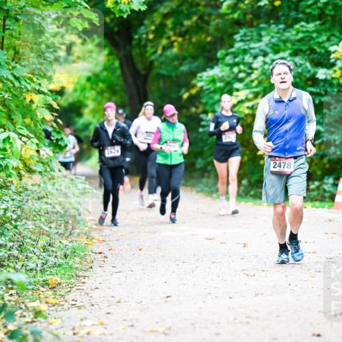 12.10.2025 - Bramfelder Halbmarathon 2025 Dr. Thomas Lammeyer http://msf.ph/oto/9355941 12.10.2025 10:55:20 Laufen 2629, 2478 meine-sportfotos.de