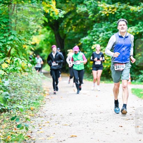 12.10.2025 - Bramfelder Halbmarathon 2025 Dr. Thomas Lammeyer http://msf.ph/oto/9355953 12.10.2025 10:55:22 Laufen 2478 meine-sportfotos.de