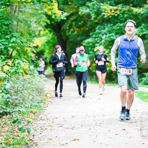 12.10.2025 - Bramfelder Halbmarathon 2025 Dr. Thomas Lammeyer http://msf.ph/oto/9355955 12.10.2025 10:55:22 Laufen 2478 meine-sportfotos.de