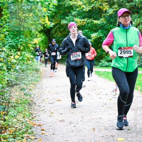12.10.2025 - Bramfelder Halbmarathon 2025 Dr. Thomas Lammeyer http://msf.ph/oto/9355987 12.10.2025 10:55:28 Laufen 2629, 194, 2995, 41 meine-sportfotos.de