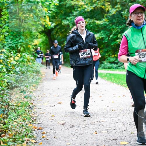 12.10.2025 - Bramfelder Halbmarathon 2025 Dr. Thomas Lammeyer http://msf.ph/oto/9355989 12.10.2025 10:55:28 Laufen 2629, 13184, 2995 meine-sportfotos.de