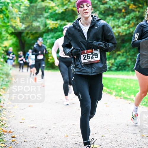 12.10.2025 - Bramfelder Halbmarathon 2025 Dr. Thomas Lammeyer http://msf.ph/oto/9355995 12.10.2025 10:55:29 Laufen 3, 49, 2629, 2923 meine-sportfotos.de