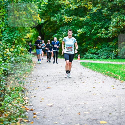 12.10.2025 - Bramfelder Halbmarathon 2025 Dr. Thomas Lammeyer http://msf.ph/oto/9356013 12.10.2025 10:55:33 Laufen 2101, 2818 meine-sportfotos.de