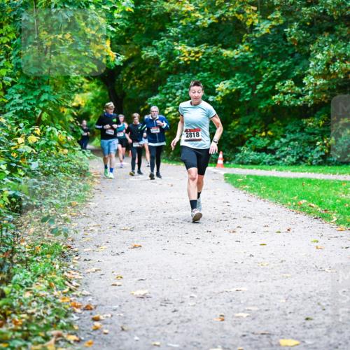 12.10.2025 - Bramfelder Halbmarathon 2025 Dr. Thomas Lammeyer http://msf.ph/oto/9356014 12.10.2025 10:55:33 Laufen 2818 meine-sportfotos.de