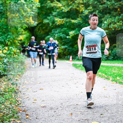 12.10.2025 - Bramfelder Halbmarathon 2025 Dr. Thomas Lammeyer http://msf.ph/oto/9356024 12.10.2025 10:55:35 Laufen 2818 meine-sportfotos.de