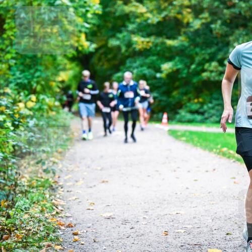 12.10.2025 - Bramfelder Halbmarathon 2025 Dr. Thomas Lammeyer http://msf.ph/oto/9356029 12.10.2025 10:55:36 Laufen 2818 meine-sportfotos.de