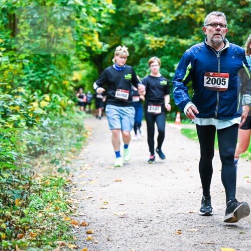 12.10.2025 - Bramfelder Halbmarathon 2025 Dr. Thomas Lammeyer http://msf.ph/oto/9356054 12.10.2025 10:55:42 Laufen 2101, 2005, 16 meine-sportfotos.de