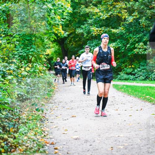 12.10.2025 - Bramfelder Halbmarathon 2025 Dr. Thomas Lammeyer http://msf.ph/oto/9356117 12.10.2025 10:55:54 Laufen 2619, 2730 meine-sportfotos.de