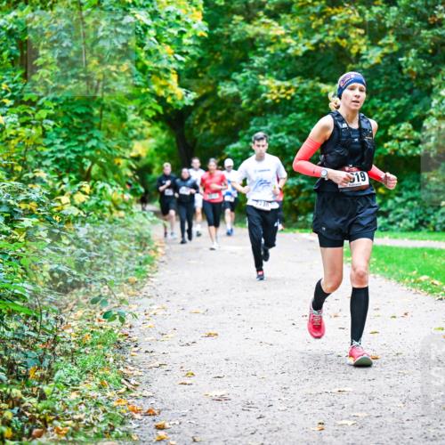 12.10.2025 - Bramfelder Halbmarathon 2025 Dr. Thomas Lammeyer http://msf.ph/oto/9356119 12.10.2025 10:55:54 Laufen 30, 19 meine-sportfotos.de