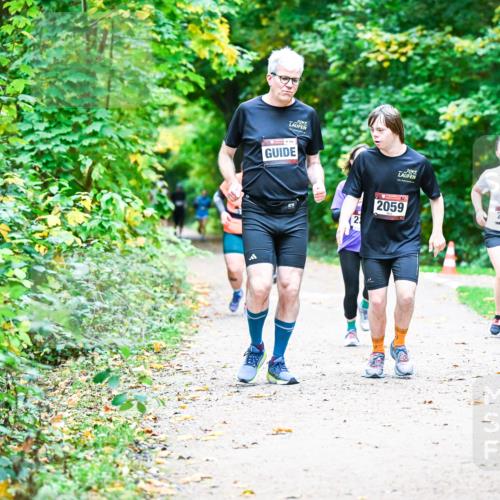 12.10.2025 - Bramfelder Halbmarathon 2025 Dr. Thomas Lammeyer http://msf.ph/oto/9356225 12.10.2025 10:56:21 Laufen 2, 2059, 2351 meine-sportfotos.de