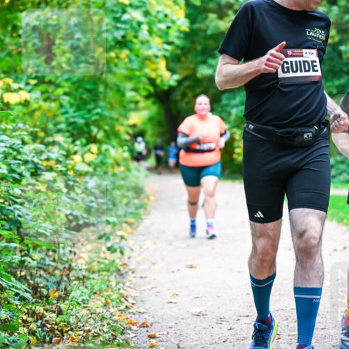 12.10.2025 - Bramfelder Halbmarathon 2025 Dr. Thomas Lammeyer http://msf.ph/oto/9356247 12.10.2025 10:56:25 Laufen 154, 34, 2059 meine-sportfotos.de