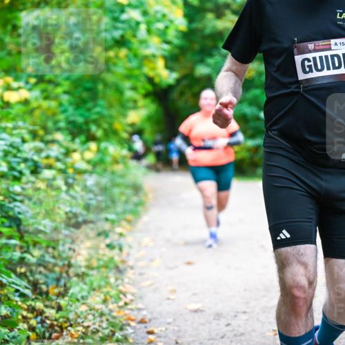 12.10.2025 - Bramfelder Halbmarathon 2025 Dr. Thomas Lammeyer http://msf.ph/oto/9356251 12.10.2025 10:56:25 Laufen 34, 154 meine-sportfotos.de