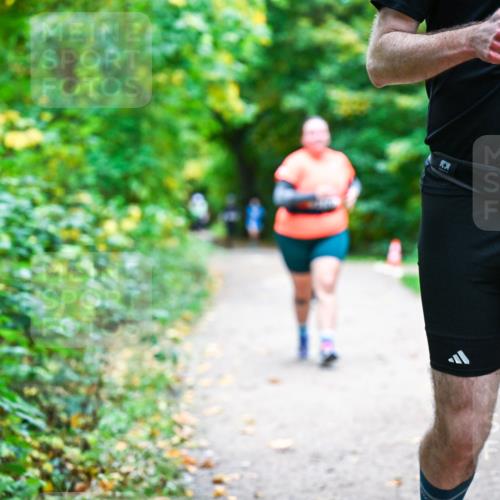 12.10.2025 - Bramfelder Halbmarathon 2025 Dr. Thomas Lammeyer http://msf.ph/oto/9356253 12.10.2025 10:56:26 Laufen 154 meine-sportfotos.de