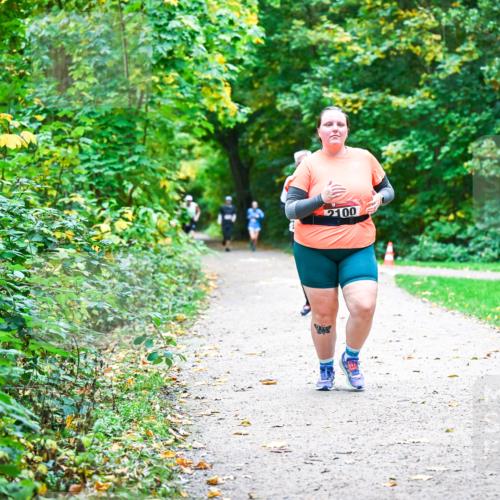 12.10.2025 - Bramfelder Halbmarathon 2025 Dr. Thomas Lammeyer http://msf.ph/oto/9356256 12.10.2025 10:56:26 Laufen 2100 meine-sportfotos.de