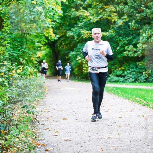 12.10.2025 - Bramfelder Halbmarathon 2025 Dr. Thomas Lammeyer http://msf.ph/oto/9356266 12.10.2025 10:56:29 Laufen 2668 meine-sportfotos.de