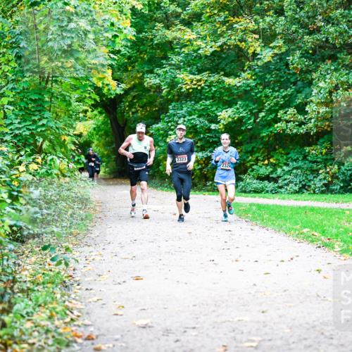 12.10.2025 - Bramfelder Halbmarathon 2025 Dr. Thomas Lammeyer http://msf.ph/oto/9356277 12.10.2025 10:56:35 Laufen 2323 meine-sportfotos.de