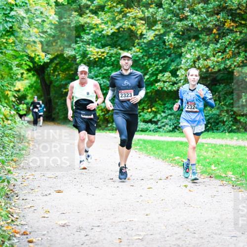 12.10.2025 - Bramfelder Halbmarathon 2025 Dr. Thomas Lammeyer http://msf.ph/oto/9356297 12.10.2025 10:56:38 Laufen 8, 2323, 232 meine-sportfotos.de