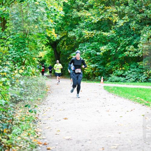 12.10.2025 - Bramfelder Halbmarathon 2025 Dr. Thomas Lammeyer http://msf.ph/oto/9356309 12.10.2025 10:56:46 Laufen 2774, 2551 meine-sportfotos.de