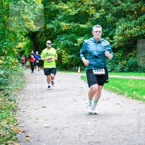 12.10.2025 - Bramfelder Halbmarathon 2025 Dr. Thomas Lammeyer http://msf.ph/oto/9356350 12.10.2025 10:56:53 Laufen 2774, 2889 meine-sportfotos.de