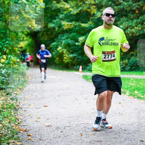 12.10.2025 - Bramfelder Halbmarathon 2025 Dr. Thomas Lammeyer http://msf.ph/oto/9356370 12.10.2025 10:56:56 Laufen 2774 meine-sportfotos.de