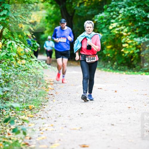 12.10.2025 - Bramfelder Halbmarathon 2025 Dr. Thomas Lammeyer http://msf.ph/oto/9356409 12.10.2025 10:57:08 Laufen 2040 meine-sportfotos.de