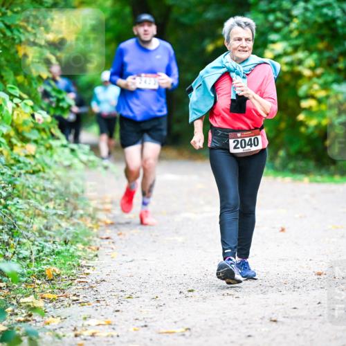 12.10.2025 - Bramfelder Halbmarathon 2025 Dr. Thomas Lammeyer http://msf.ph/oto/9356421 12.10.2025 10:57:09 Laufen 2040 meine-sportfotos.de