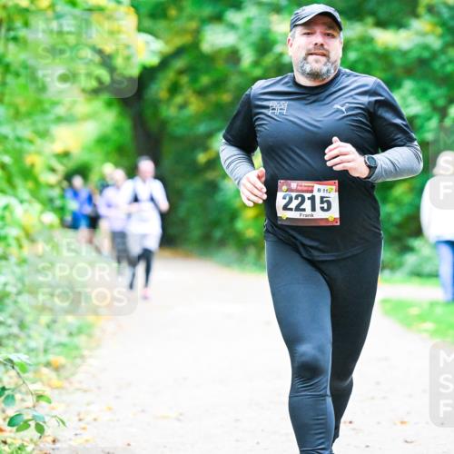 12.10.2025 - Bramfelder Halbmarathon 2025 Dr. Thomas Lammeyer http://msf.ph/oto/9356461 12.10.2025 10:57:23 Laufen 119, 2215 meine-sportfotos.de