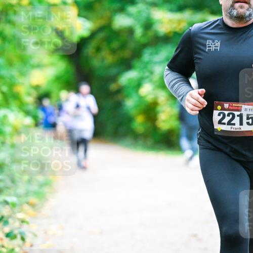 12.10.2025 - Bramfelder Halbmarathon 2025 Dr. Thomas Lammeyer http://msf.ph/oto/9356466 12.10.2025 10:57:24 Laufen 34, 119, 2215 meine-sportfotos.de