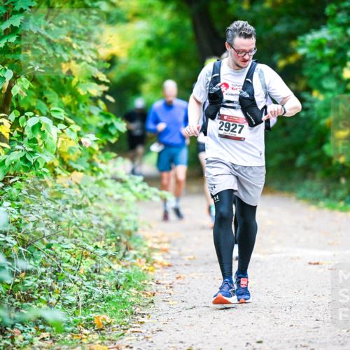 12.10.2025 - Bramfelder Halbmarathon 2025 Dr. Thomas Lammeyer http://msf.ph/oto/9356479 12.10.2025 10:57:27 Laufen 2927 meine-sportfotos.de