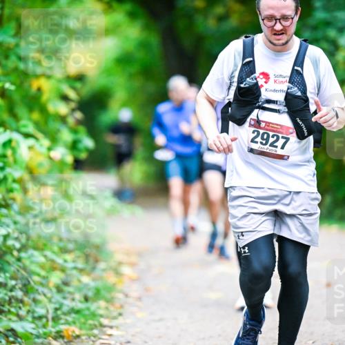 12.10.2025 - Bramfelder Halbmarathon 2025 Dr. Thomas Lammeyer http://msf.ph/oto/9356491 12.10.2025 10:57:30 Laufen 34, 2927, 8 meine-sportfotos.de