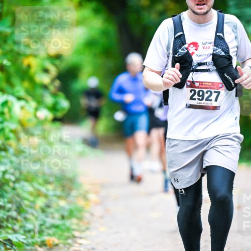 12.10.2025 - Bramfelder Halbmarathon 2025 Dr. Thomas Lammeyer http://msf.ph/oto/9356493 12.10.2025 10:57:30 Laufen 34, 2927, 8 meine-sportfotos.de
