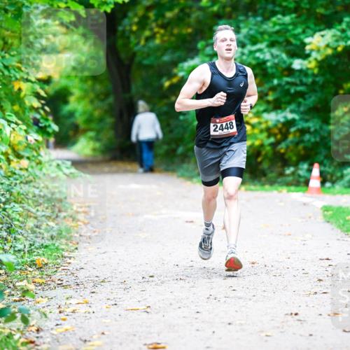 12.10.2025 - Bramfelder Halbmarathon 2025 Dr. Thomas Lammeyer http://msf.ph/oto/9356559 12.10.2025 10:57:50 Laufen 2448 meine-sportfotos.de