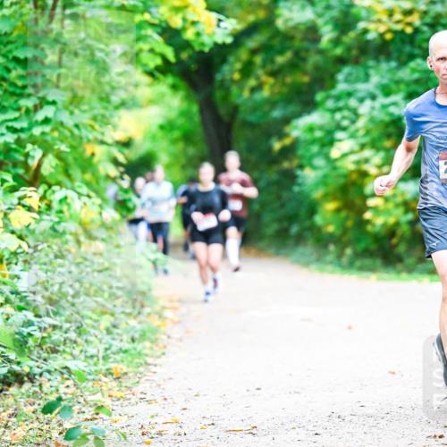 12.10.2025 - Bramfelder Halbmarathon 2025 Dr. Thomas Lammeyer http://msf.ph/oto/9356585 12.10.2025 10:58:07 Laufen 2999 meine-sportfotos.de