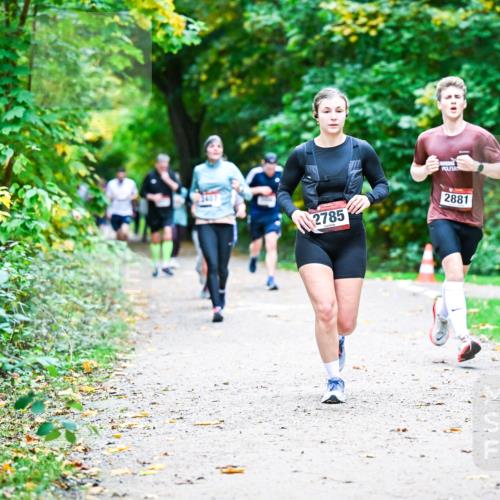 12.10.2025 - Bramfelder Halbmarathon 2025 Dr. Thomas Lammeyer http://msf.ph/oto/9356606 12.10.2025 10:58:12 Laufen 2785, 2881 meine-sportfotos.de