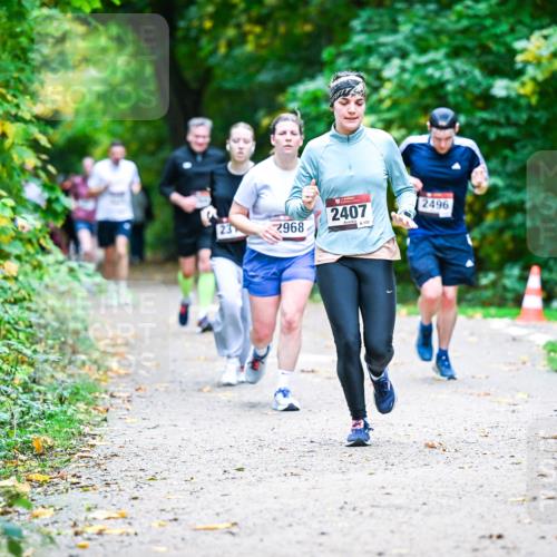 12.10.2025 - Bramfelder Halbmarathon 2025 Dr. Thomas Lammeyer http://msf.ph/oto/9356619 12.10.2025 10:58:15 Laufen 2407, 2496, 2968 meine-sportfotos.de