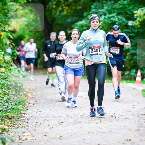 12.10.2025 - Bramfelder Halbmarathon 2025 Dr. Thomas Lammeyer http://msf.ph/oto/9356620 12.10.2025 10:58:15 Laufen 2968, 2407, 2496 meine-sportfotos.de