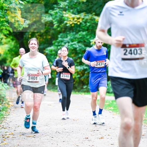 12.10.2025 - Bramfelder Halbmarathon 2025 Dr. Thomas Lammeyer http://msf.ph/oto/9356699 12.10.2025 10:58:31 Laufen 2340, 2401, 2431, 2403 meine-sportfotos.de