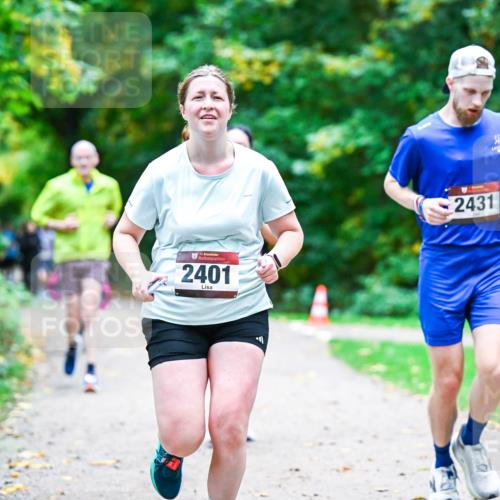 12.10.2025 - Bramfelder Halbmarathon 2025 Dr. Thomas Lammeyer http://msf.ph/oto/9356707 12.10.2025 10:58:32 Laufen 2401, 2431 meine-sportfotos.de