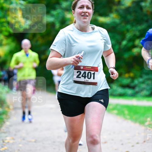 12.10.2025 - Bramfelder Halbmarathon 2025 Dr. Thomas Lammeyer http://msf.ph/oto/9356711 12.10.2025 10:58:33 Laufen 34, 2401, 2431 meine-sportfotos.de