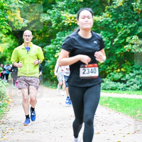 12.10.2025 - Bramfelder Halbmarathon 2025 Dr. Thomas Lammeyer http://msf.ph/oto/9356719 12.10.2025 10:58:34 Laufen 253, 2340 meine-sportfotos.de