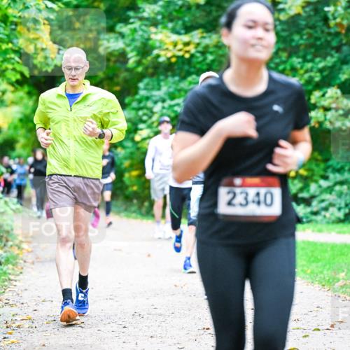 12.10.2025 - Bramfelder Halbmarathon 2025 Dr. Thomas Lammeyer http://msf.ph/oto/9356723 12.10.2025 10:58:35 Laufen 2340 meine-sportfotos.de