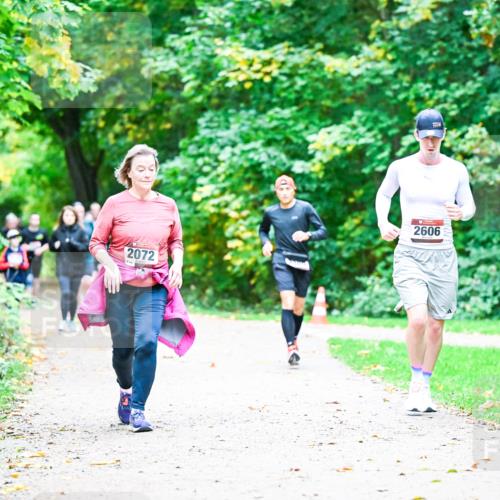 12.10.2025 - Bramfelder Halbmarathon 2025 Dr. Thomas Lammeyer http://msf.ph/oto/9356743 12.10.2025 10:58:39 Laufen 2072, 2606 meine-sportfotos.de