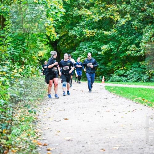 12.10.2025 - Bramfelder Halbmarathon 2025 Dr. Thomas Lammeyer http://msf.ph/oto/9356825 12.10.2025 10:58:54 Laufen 2220, 2026, 2169 meine-sportfotos.de