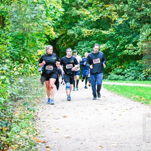 12.10.2025 - Bramfelder Halbmarathon 2025 Dr. Thomas Lammeyer http://msf.ph/oto/9356831 12.10.2025 10:58:56 Laufen 2026, 2681, 2220 meine-sportfotos.de