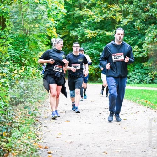 12.10.2025 - Bramfelder Halbmarathon 2025 Dr. Thomas Lammeyer http://msf.ph/oto/9356839 12.10.2025 10:58:58 Laufen 2026, 2220 meine-sportfotos.de