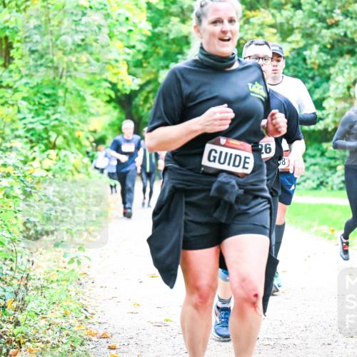 12.10.2025 - Bramfelder Halbmarathon 2025 Dr. Thomas Lammeyer http://msf.ph/oto/9356863 12.10.2025 10:59:02 Laufen 26, 2816, 81, 248 meine-sportfotos.de