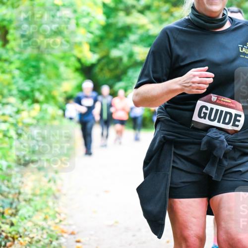 12.10.2025 - Bramfelder Halbmarathon 2025 Dr. Thomas Lammeyer http://msf.ph/oto/9356867 12.10.2025 10:59:03 Laufen  meine-sportfotos.de